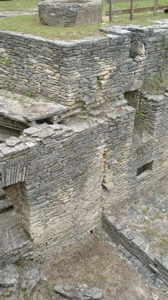 Hiking the brewery ruins at Kreische Brewery