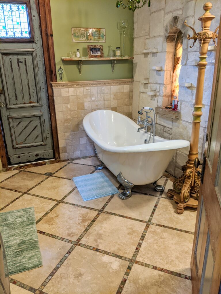 clawfoot tub at hill country airbnb