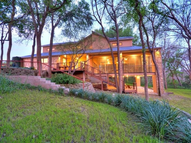 Spacious and beautiful riverfront home