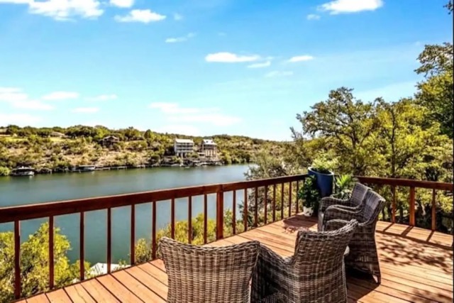 3-bedroom home nestled on Lake Marble Falls