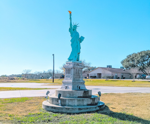 Statue of Liberty: Photos, Map & Reviews [2024] | Trip.com