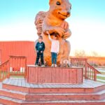 Ms. Pearl the Giant Squirrel - Texas roadside photo opps