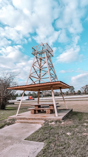 Oil Derrick - Texas Photo Opps