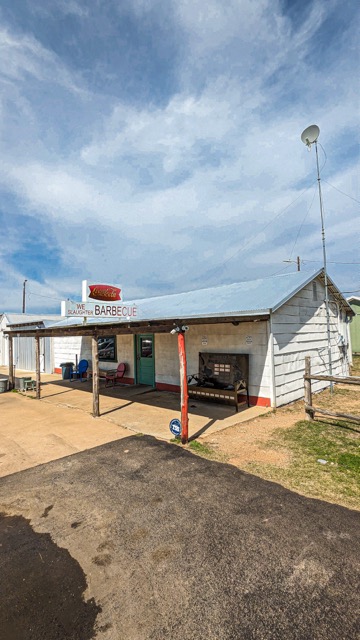 The Gas Station - Texas Roadside Photo Opps