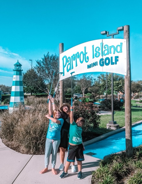Margaritaville lake conroe mini golf