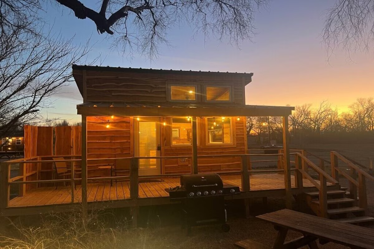 Blue Quail Tiny Cabin - Where to stay near Caprock Canyons