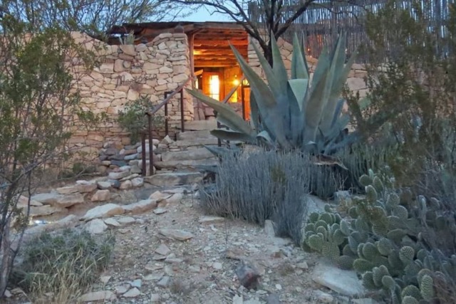 Casa Mariposa: Restored Rock Ruin in Ghost Town - Sleeps 4 - where to stay near Big Bend Ranch State Park